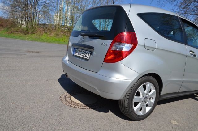 Gebraucht Mercedes A180 148 PS (108 kW) 2008 Silber metallic Kleinwagen
