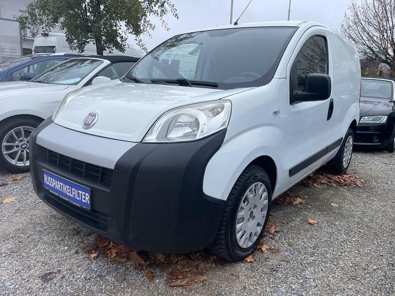Weiß Gebraucht 2011 Fiat Fiorino Van / Kleinbus | 5.497 € (Teuer) - Bild 1/4