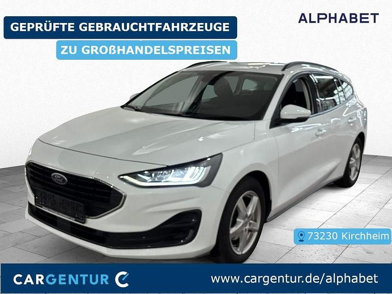 Weiß Gebraucht 2022 Ford Focus Cool & Connect Limousine | 10.907 € (Fairer Preis) - Bild 1/2