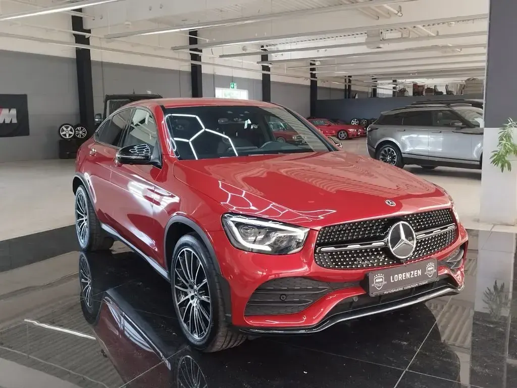 Gebraucht Mercedes GLC400d Night 330 PS (242 kW) 2021 Rot SUV