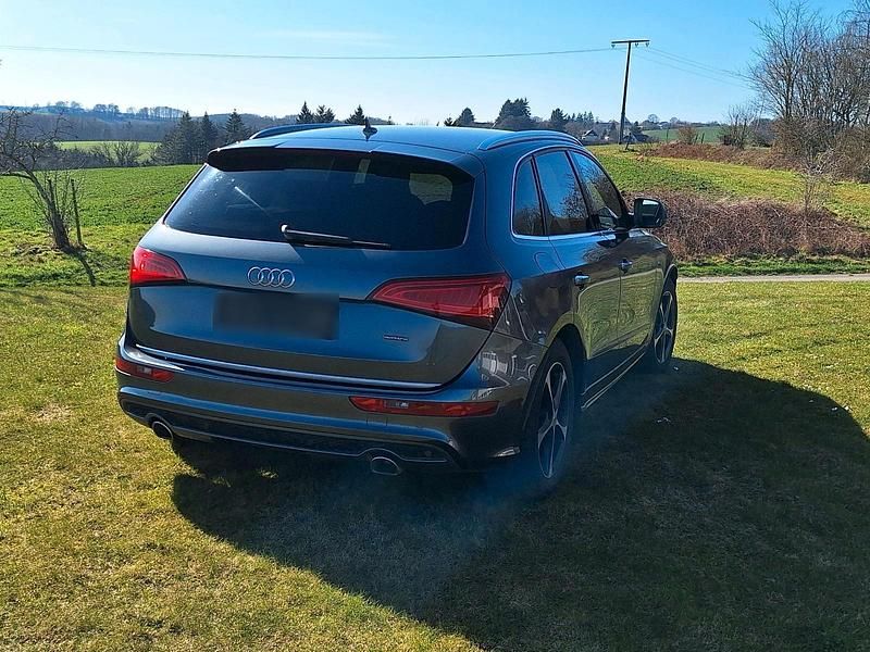 Gebraucht Audi Q5 S-Line 258 PS (189 kW) 2016 Grau SUV