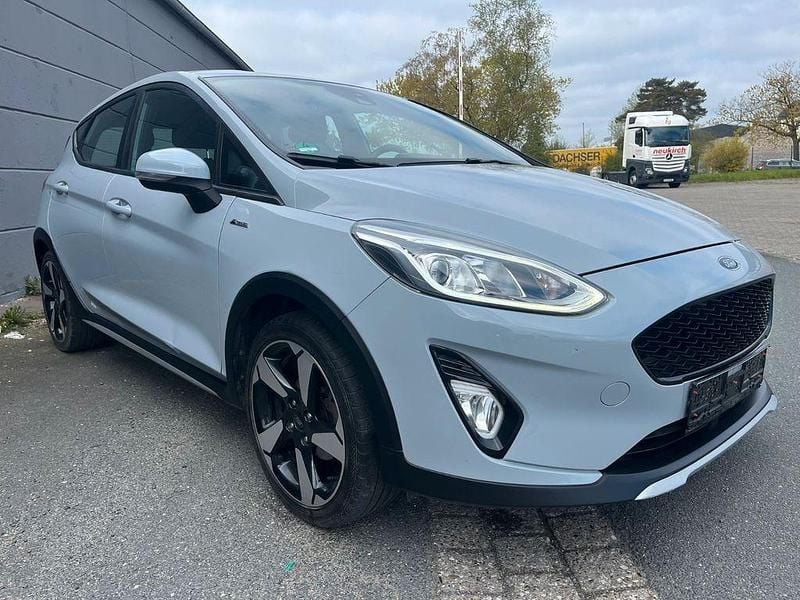 Second-hand Ford Fiesta Active 101 CP (74 kW) 2018 Gri Hatchback