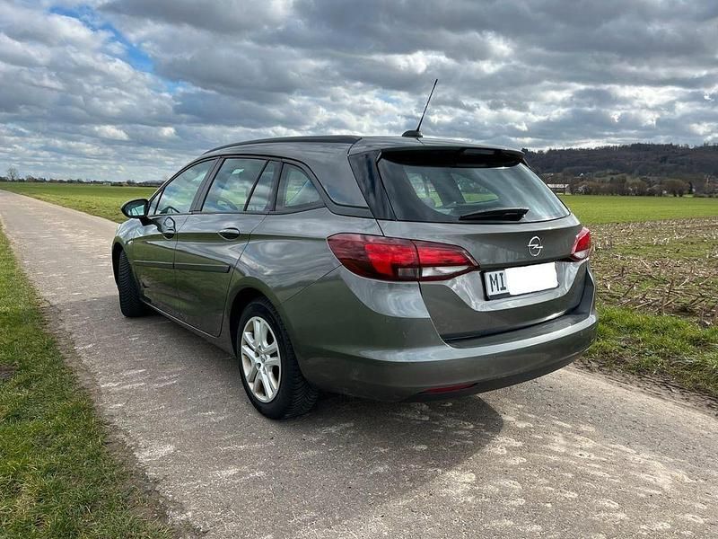 Gebraucht Opel Astra Edition 122 PS (89 kW) 2020 Grau Kombi