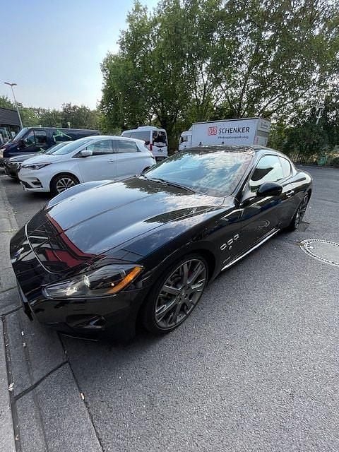 Gebraucht Maserati Granturismo 439 PS (322 kW) 2012 Schwarz Coupé