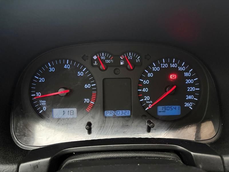 Gebraucht VW Golf IV 101 PS (74 kW) 1998 Blau Kleinwagen