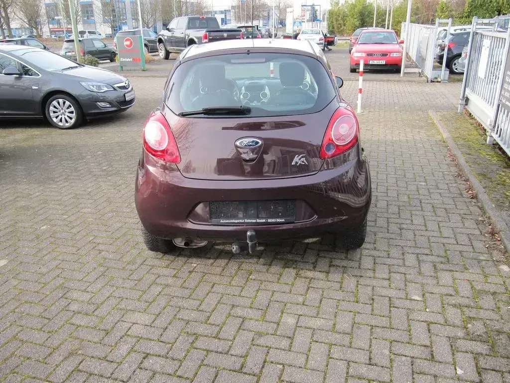 Gebraucht Ford Ka Ambiente 69 PS (50 kW) 2016 Violet Kleinwagen