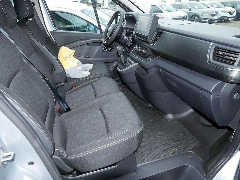 Gebraucht Renault Trafic Evolution 150 PS (110 kW) 2024 Grau Van / Kleinbus