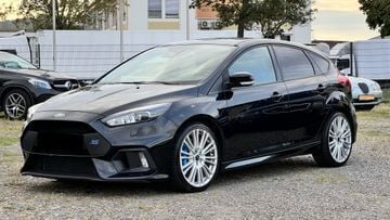 Gebraucht Ford Focus Ambiente 349 PS (256 kW) 2017 Schwarz iridiumschwarz metallic Limousine