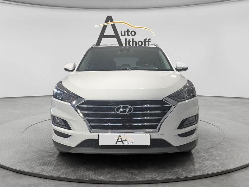 Gebraucht Hyundai Tucson Select 177 PS (130 kW) 2020 Weiß SUV