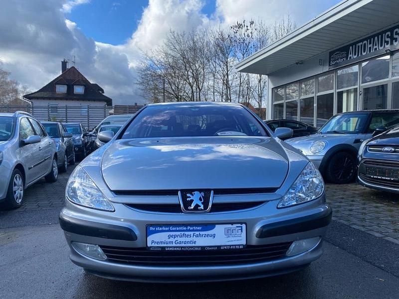 Gebraucht Peugeot 607 133 PS (97 kW) 2004 Grau Limousine