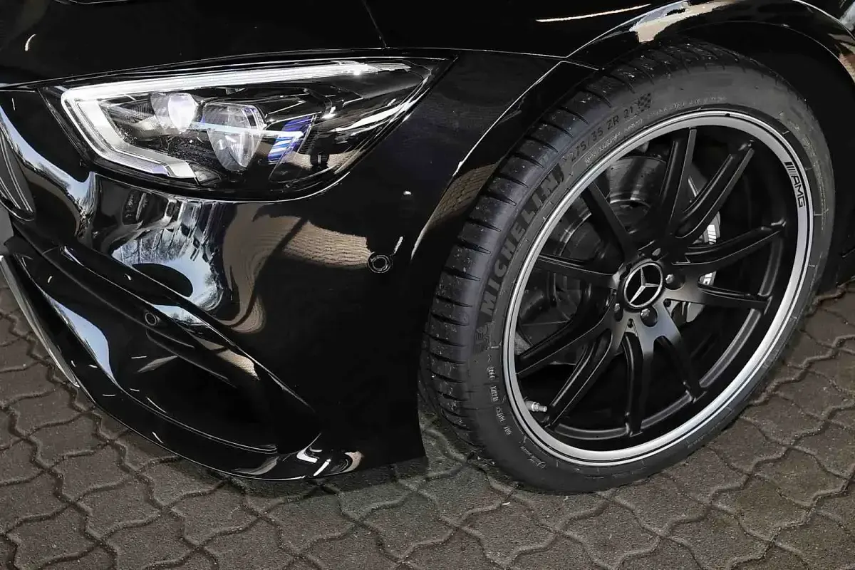 Gebraucht Mercedes AMG GT 43 AMG 367 PS (269 kW) 2021 Metalliclack obsidianschwarz Coupé