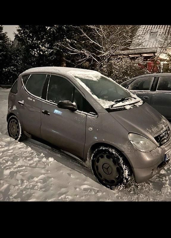 Grau Gebraucht 1999 Mercedes A140 Kombi | 799 € (Guter Preis) - Bild 1/4