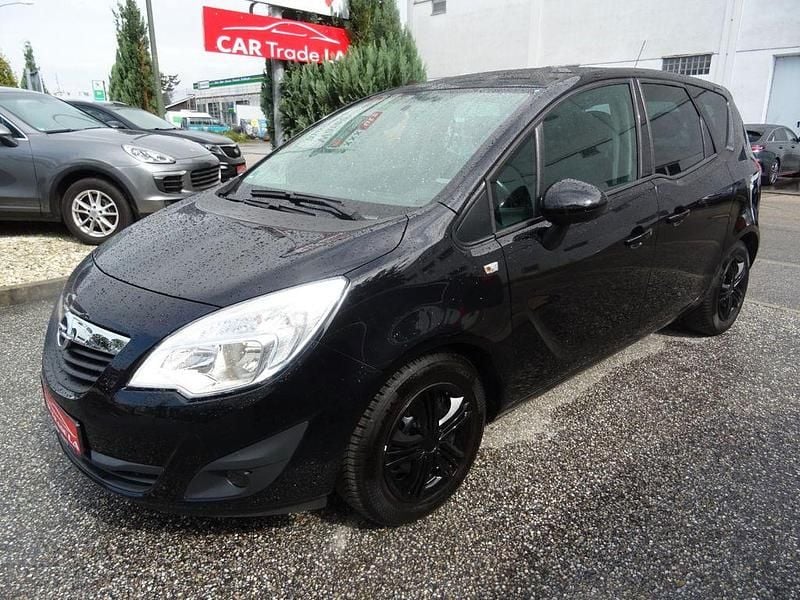 Schwarz Gebraucht 2011 Opel Meriva Design Edition Van / Kleinbus | 3.990 € (Superpreis) - Bild 1/4