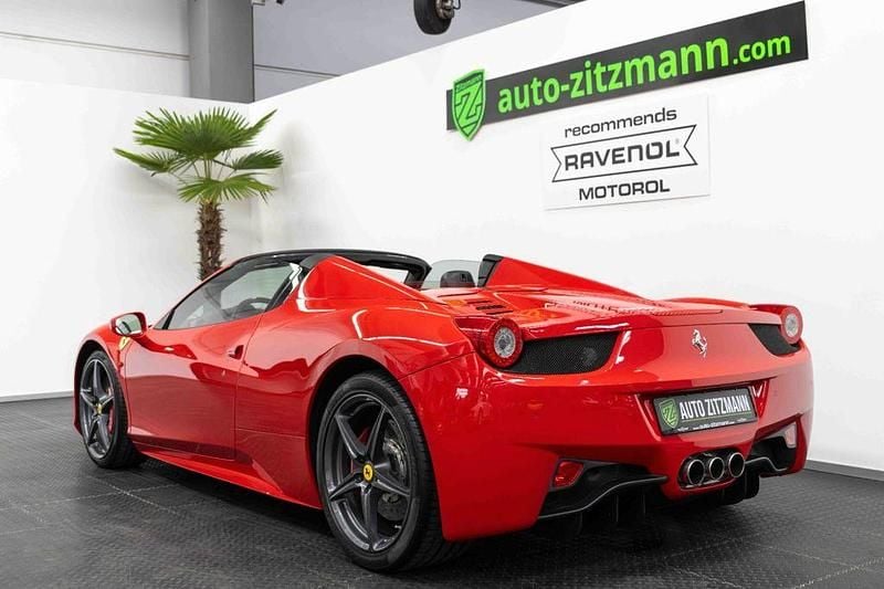 Gebraucht Ferrari 458 570 PS (419 kW) 2012 Rot Cabrio