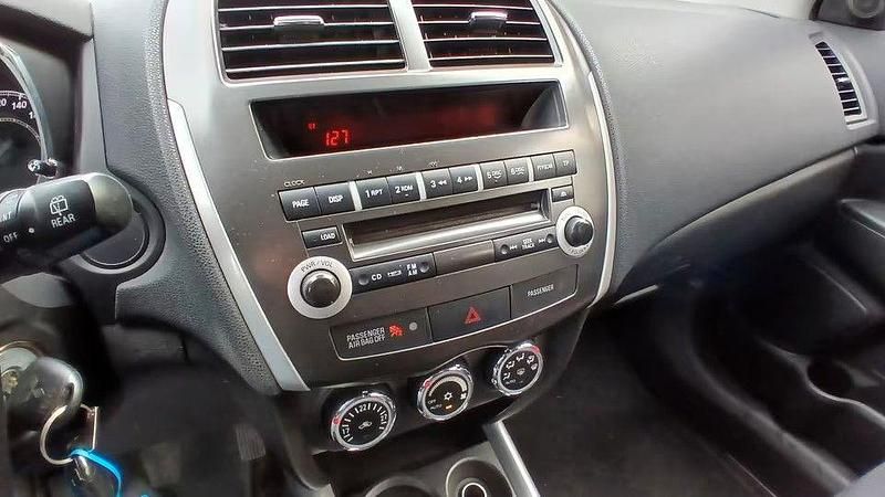 Gebraucht Mitsubishi ASX Intense 150 PS (110 kW) 2012 Grau SUV