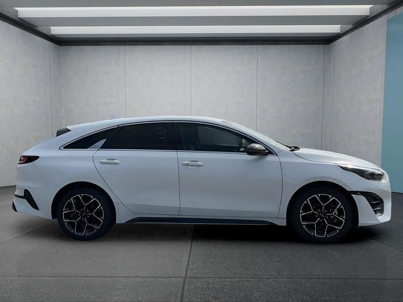 Neu Kia ProCeed GT-Line 140 PS (102 kW) 2025 Weiß Kleinwagen
