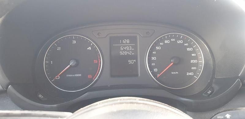 Gebraucht Audi A1 Sportback Attraction 90 PS (66 kW) 2012 Schwarz Kleinwagen