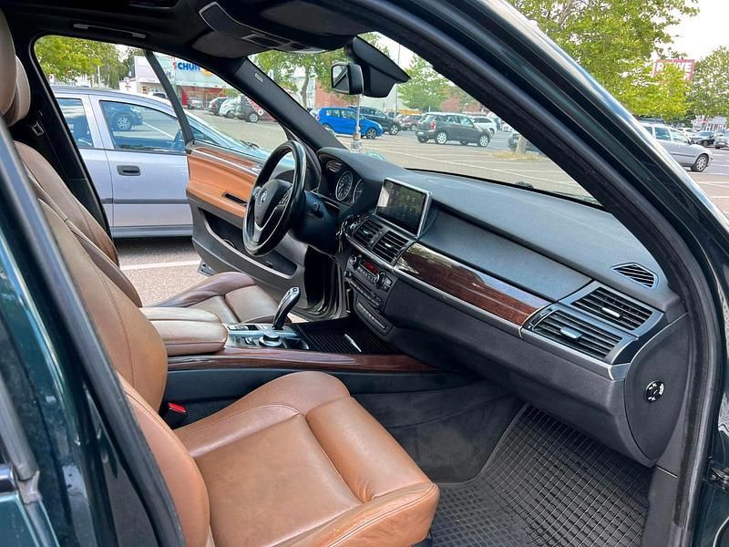 Grün Gebraucht 2008 BMW X5 SUV | 10.499 € (Fairer Preis) - Bild 1/4