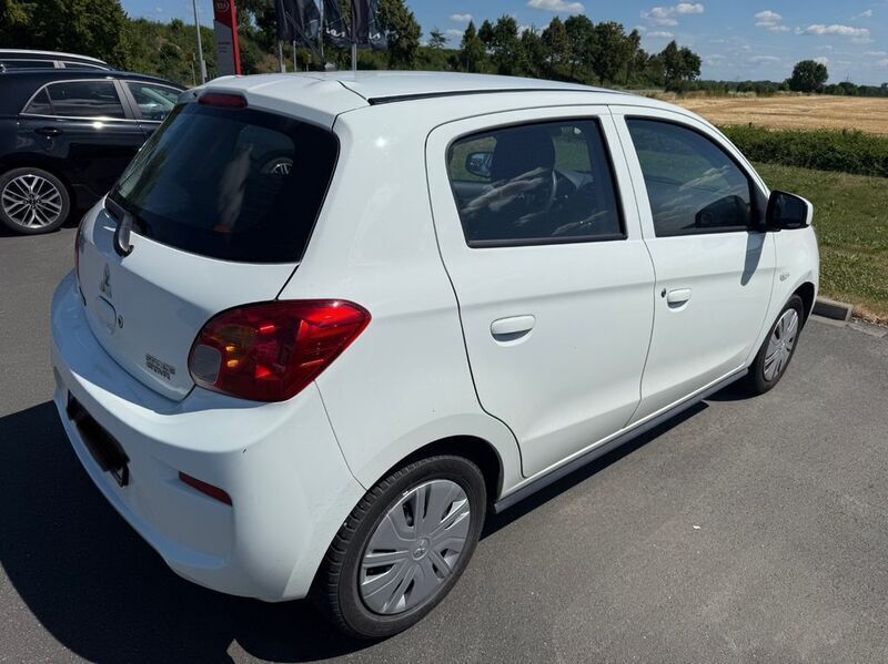 Weiß Gebraucht 2019 Mitsubishi Space Star Limousine | 5.800 € (Superpreis) - Bild 1/4