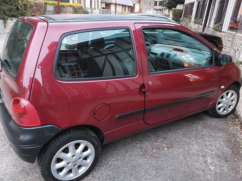 Rot Gebraucht 2003 Renault Twingo Kleinwagen | 2.950 € - Bild 1/4