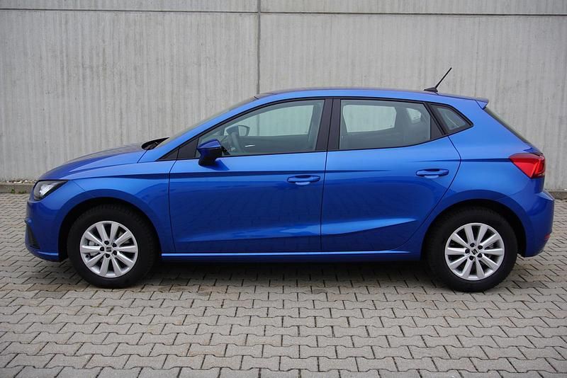 Neu Seat Ibiza Style 116 PS (85 kW) 2026 Saphire blau Kleinwagen