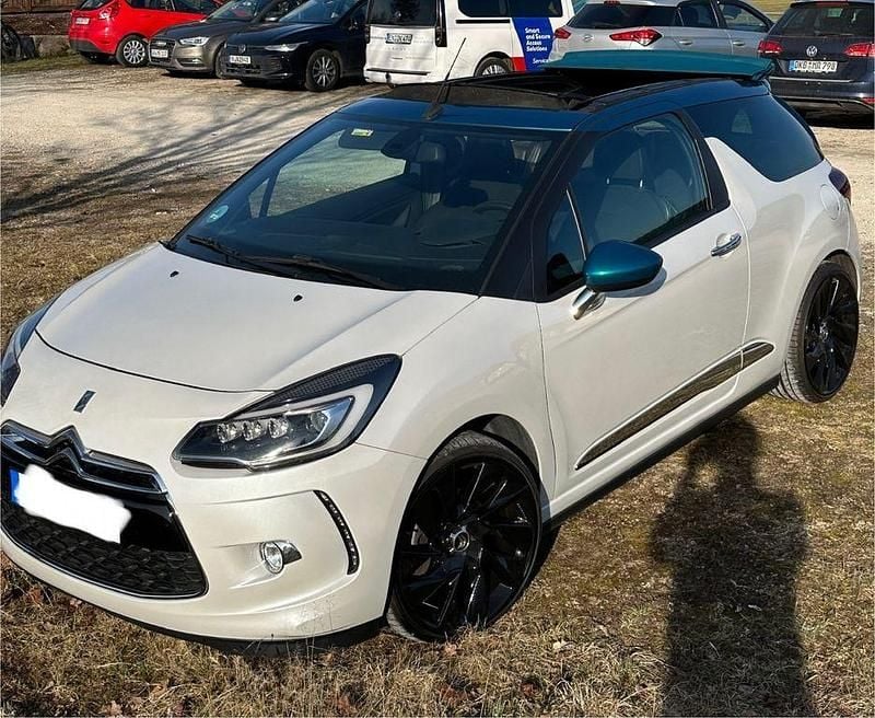Weiß Gebraucht 2016 DS Automobiles DS3 Cabriolet Sport Chic Cabrio | 8.850 € - Bild 1/4