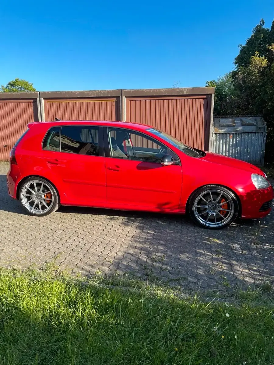 Gebraucht VW Golf V R 250 PS (183 kW) 2007 Rot Kleinwagen