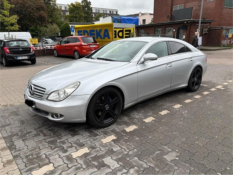 Silber Gebraucht 2008 Mercedes CLS320 Limousine | 6.500 € (Guter Preis) - Bild 1/4
