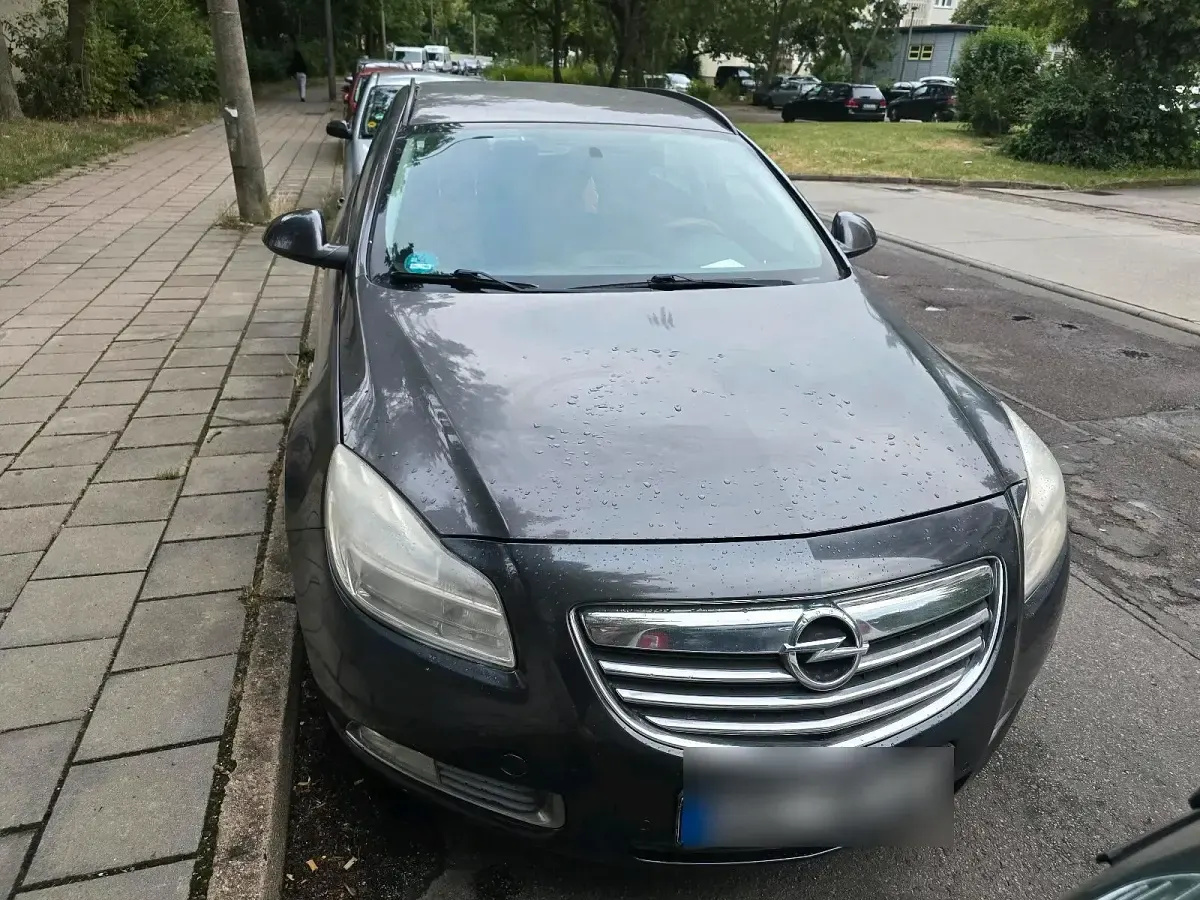 Gebraucht Opel Insignia 160 PS (117 kW) 2010 Andere farben Kombi