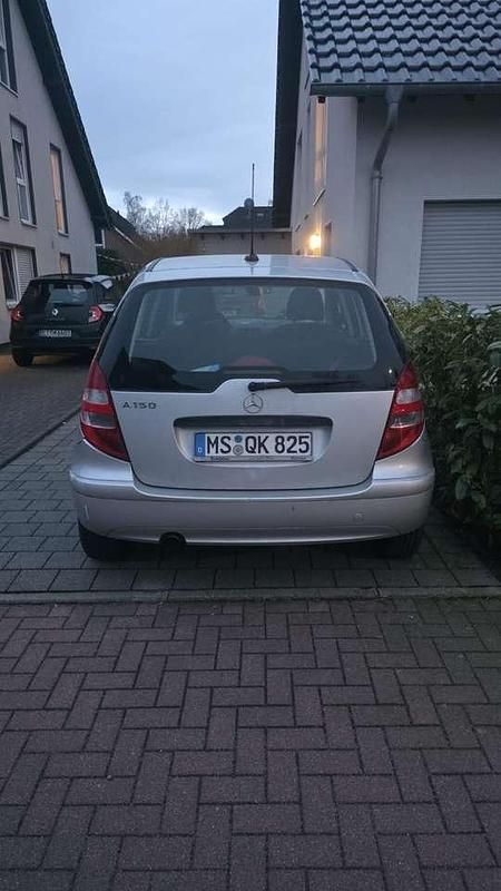 Gebraucht Mercedes A150 Classic 95 PS (69 kW) 2005 Silber Limousine