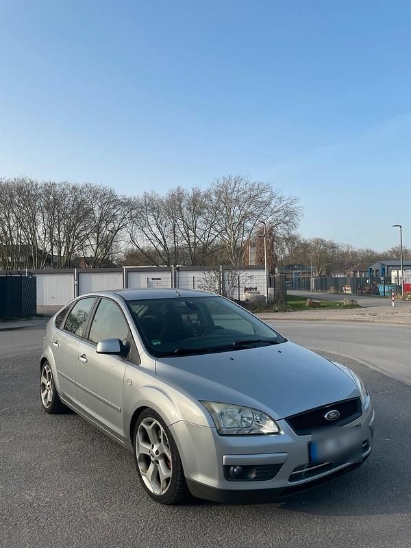 Gebraucht Ford Focus 116 PS (85 kW) 2006 Grau Kombi
