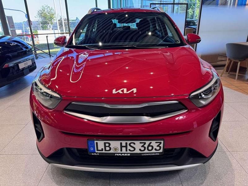 Gebraucht Kia Stonic Vision 101 PS (74 kW) 2025 Signal rot metallic SUV