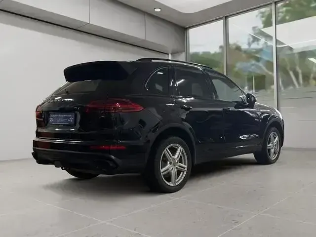 Gebraucht Porsche Cayenne 300 PS (220 kW) 2017 Schwarz SUV
