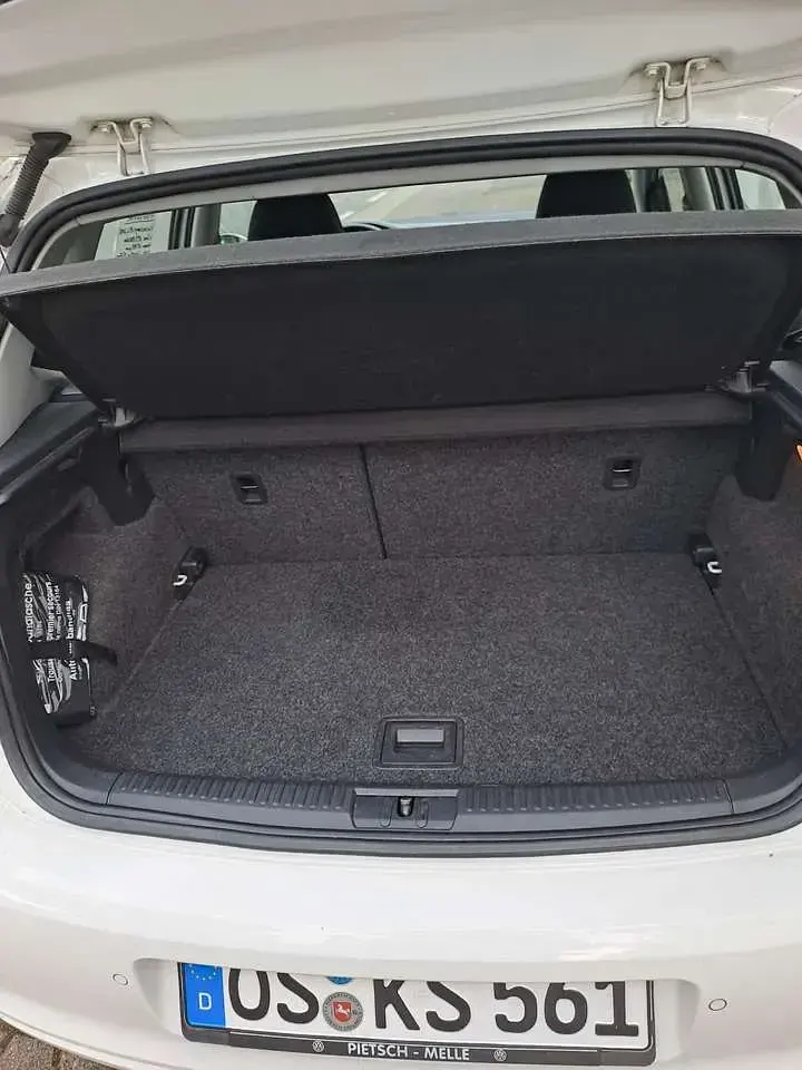 Gebraucht VW Polo Highline 90 PS (66 kW) 2012 Weiß Kleinwagen
