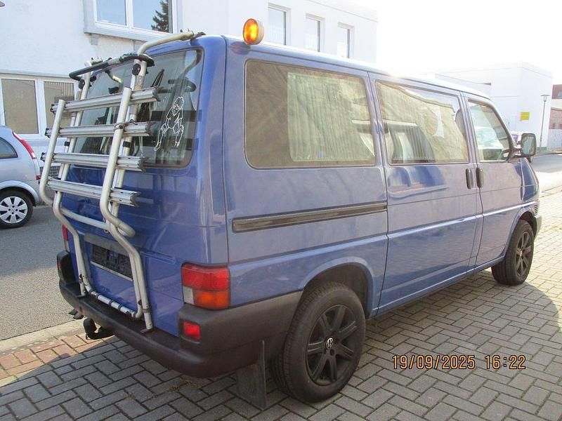 Gebraucht VW Caravelle 88 PS (64 kW) 2001 Blau Van / Kleinbus