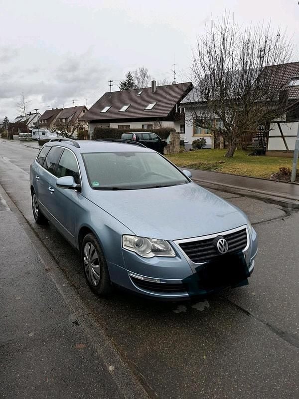 Gebraucht VW Passat 122 PS (89 kW) 2009 Kombi