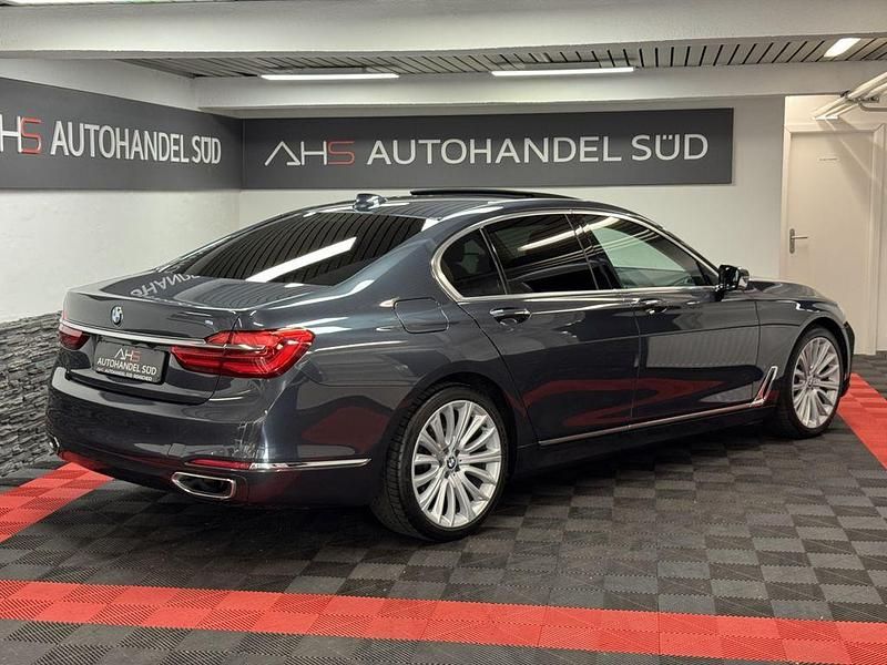 Gebraucht BMW 730 265 PS (194 kW) 2017 Grau Limousine