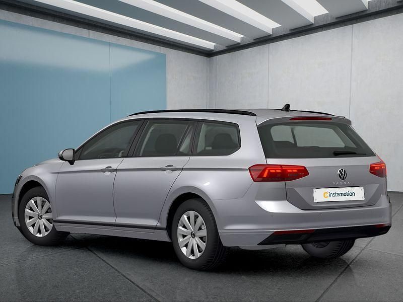 Silber Gebraucht 2022 VW Passat Kombi | 23.499 € (Fairer Preis) - Bild 1/4