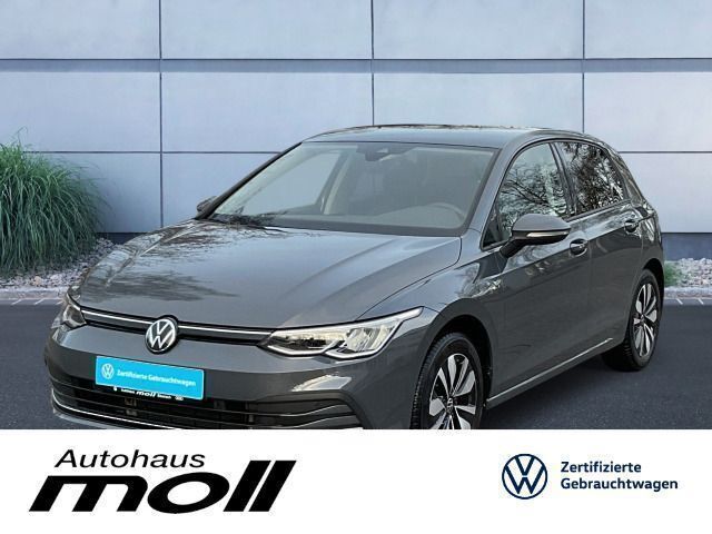 Delfingrau metallic Gebraucht 2024 VW Golf VIII Move Limousine | 26.490 € (Fairer Preis) - Bild 1/3
