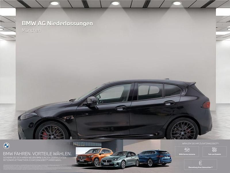 Gebraucht BMW M135 Performance 300 PS (220 kW) 2025 Schwarz Kleinwagen