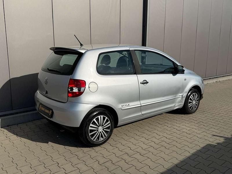 Second-hand VW Fox Style 60 CP (44 kW) 2010 Argintiu Hatchback