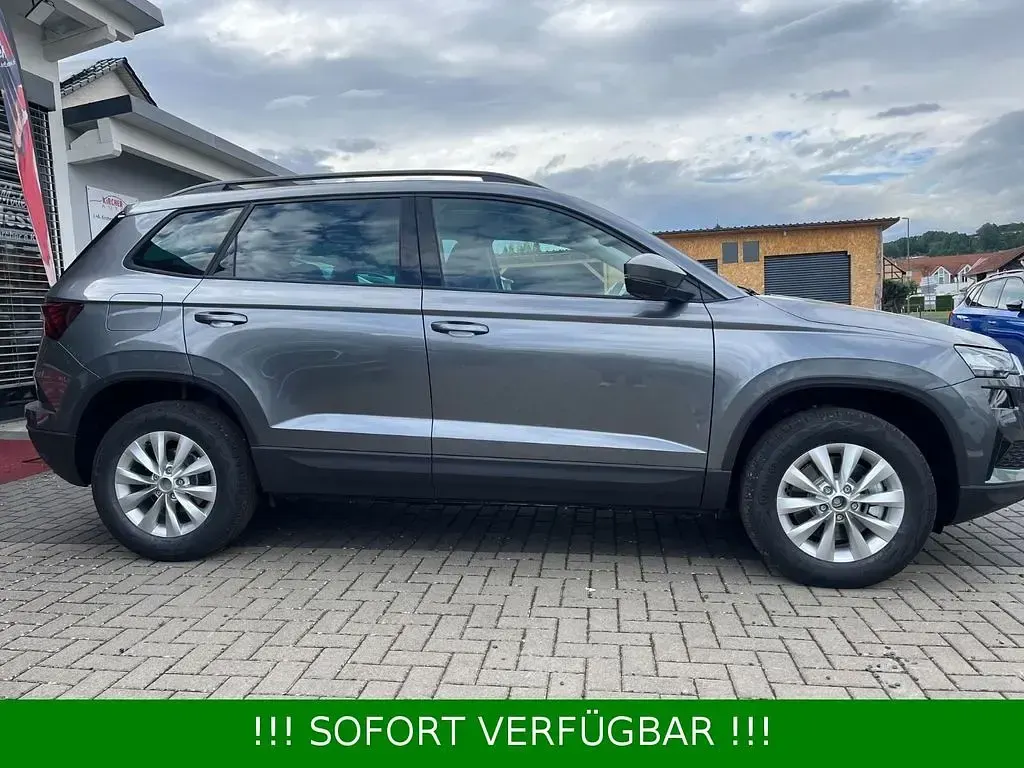 Neu Skoda Karoq Selection 150 PS (110 kW) 2026 Grau SUV