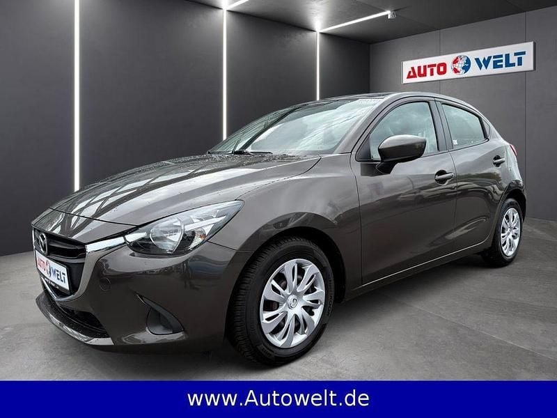 Braun Gebraucht 2015 Mazda 2 Prime-Line Kleinwagen | 8.990 € (Guter Preis) - Bild 1/4