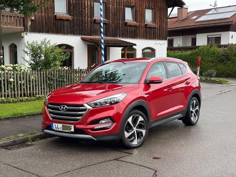 Rot Gebraucht 2018 Hyundai Tucson Style SUV | 14.200 € - Bild 1/4