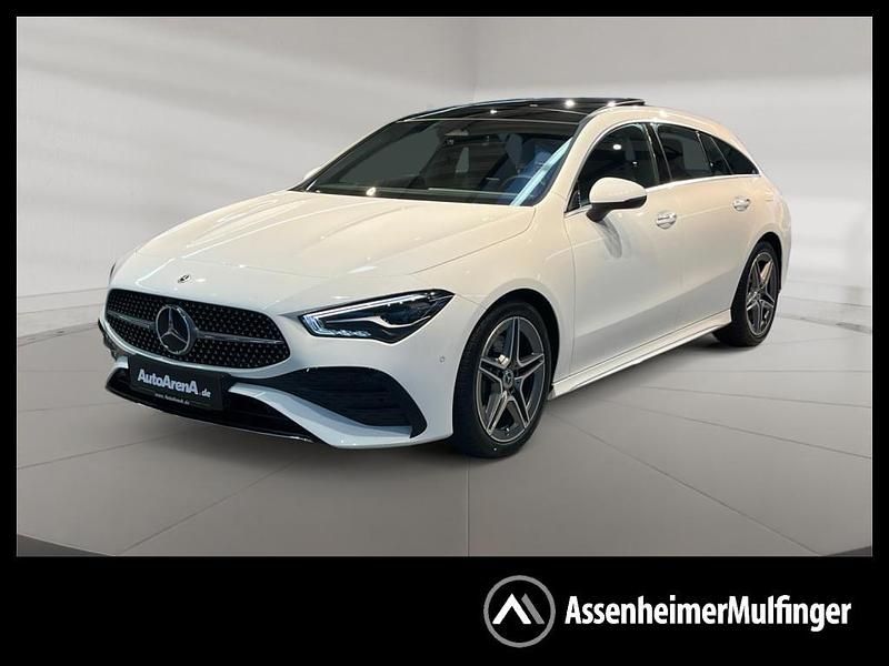 Weiß Gebraucht 2024 Mercedes CLA200 Shooting Brake AMG Kombi | 32.959 € (Fairer Preis) - Bild 1/4