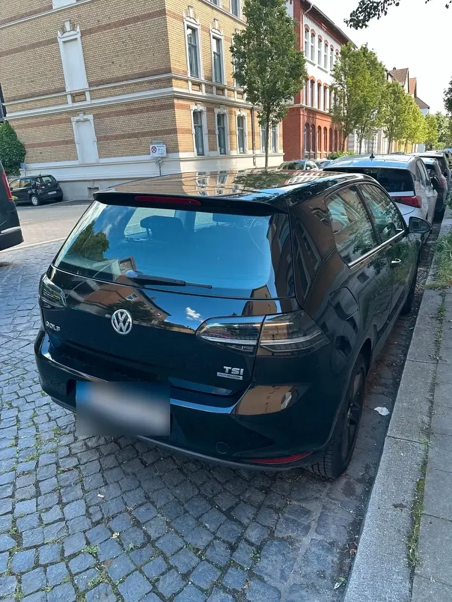 Gebraucht VW Golf VII 86 PS (63 kW) 2013 Schwarz Limousine