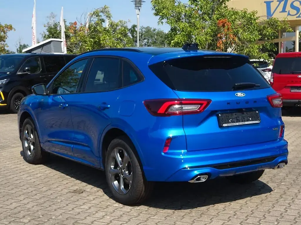 Neu Ford Kuga ST-Line X 242 PS (177 kW) 2026 Blau SUV