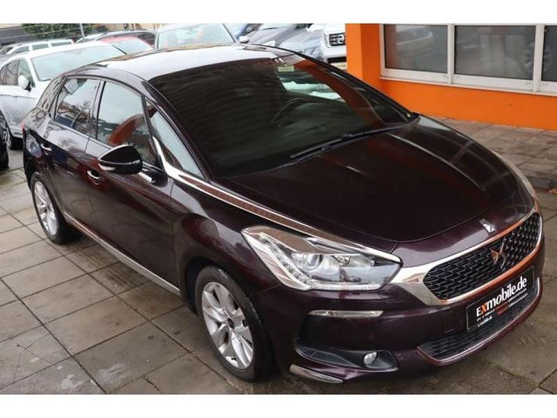 Gebraucht Citroën DS5 150 PS (110 kW) 2016 Violett Kleinwagen