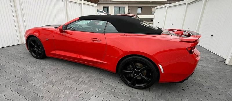 Gebraucht Chevrolet Camaro 453 PS (333 kW) 2017 Rot Cabrio