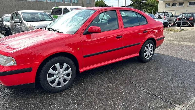 Gebraucht Skoda Octavia 75 PS (55 kW) 1999 Rot Limousine